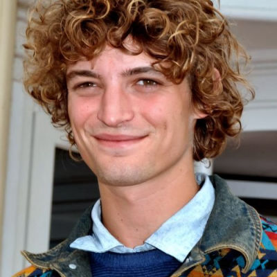 Niels Schneider image
